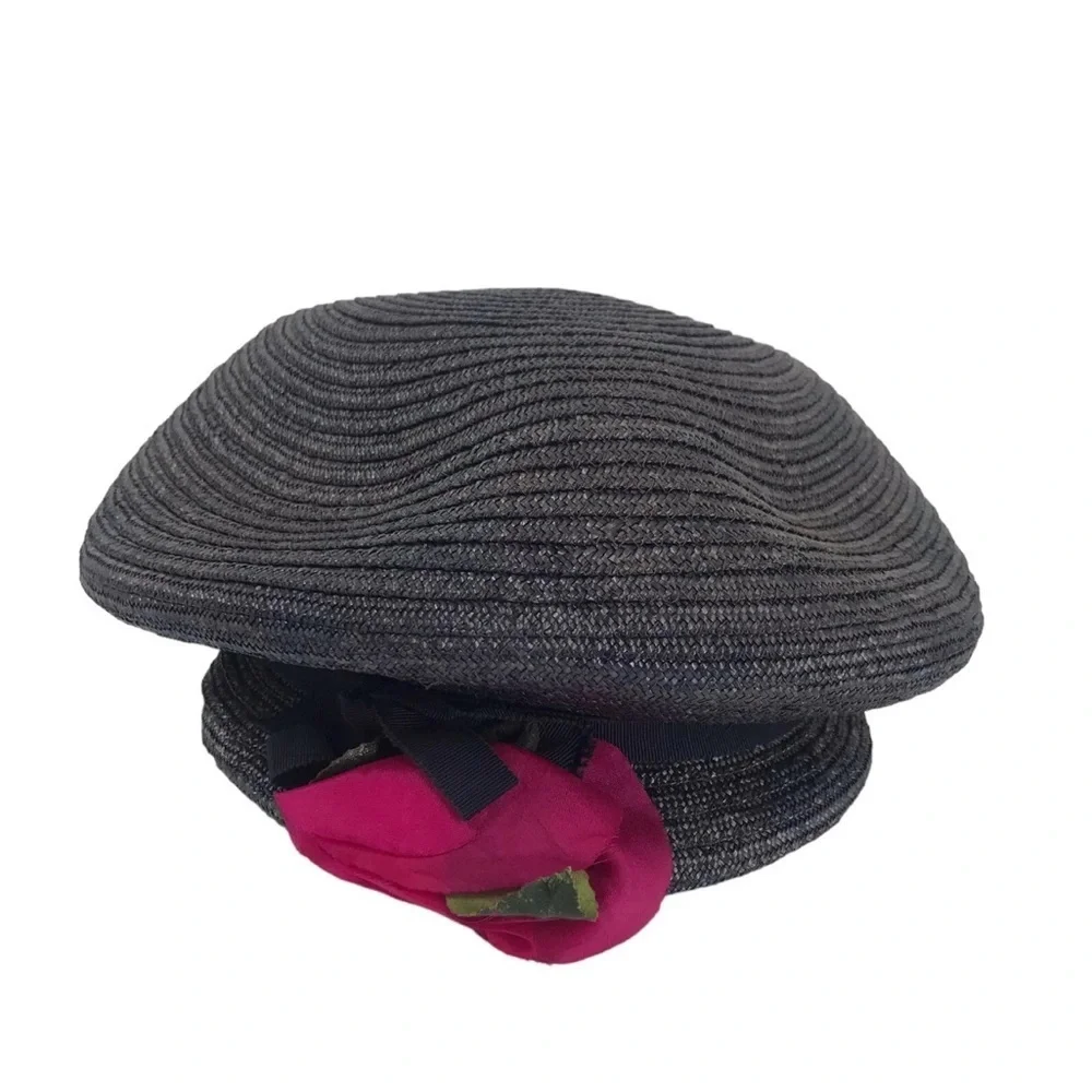 1940s BONWIT TELLER JEAN BARTHET STRAW HAT THE NEWS BOY WITH FLOWER FRENCH MADE